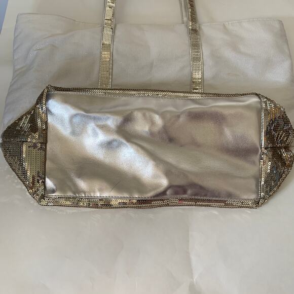 Victoria's Secret white metallic silver sequin oversized top zipper tote bag - Picture 6 of 14